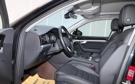 Volkswagen Touareg III, 2022 год, 4 505 333 рублей, 8 фотография