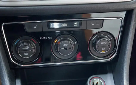 Volkswagen Lavida, 2017 год, 1 150 035 рублей, 17 фотография