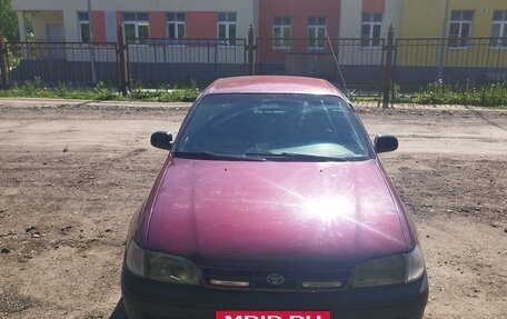 Toyota Carina E, 1995 год, 200 000 рублей, 2 фотография