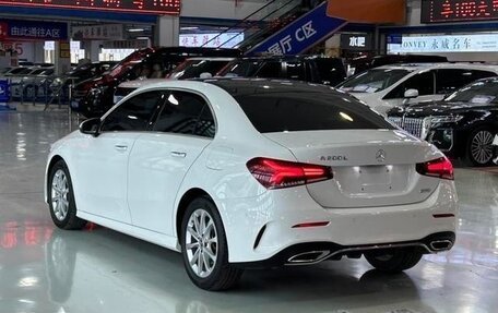 Mercedes-Benz A-Класс, 2022 год, 2 560 000 рублей, 3 фотография