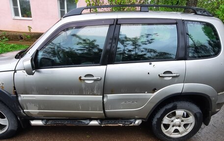 Chevrolet Niva I рестайлинг, 2011 год, 280 000 рублей, 5 фотография