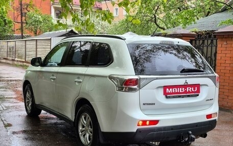 Mitsubishi Outlander III рестайлинг 3, 2013 год, 1 080 000 рублей, 5 фотография