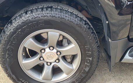 Toyota Land Cruiser Prado 120 рестайлинг, 2008 год, 3 000 000 рублей, 16 фотография
