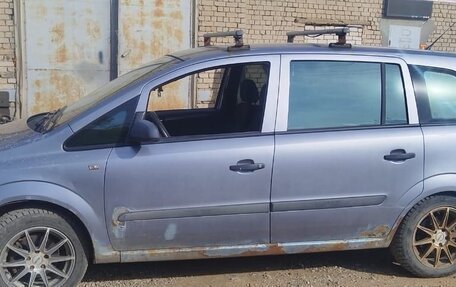 Opel Zafira B, 2005 год, 450 000 рублей, 4 фотография