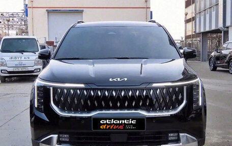 KIA Carnival, 2024 год, 4 390 000 рублей, 2 фотография