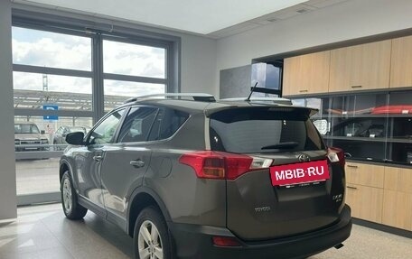 Toyota RAV4, 2013 год, 2 180 000 рублей, 5 фотография