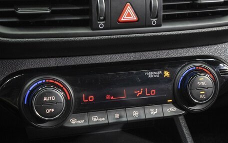 KIA K3, 2019 год, 1 995 000 рублей, 14 фотография