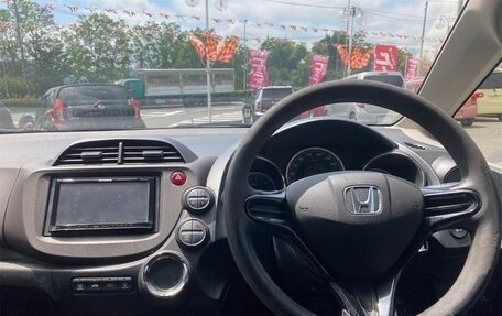Honda Fit Shuttle I рестайлинг, 2013 год, 730 000 рублей, 23 фотография