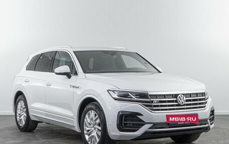 Volkswagen Touareg III, 2019 год, 4 999 000 рублей, 1 фотография