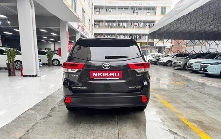 Toyota Highlander III, 2021 год, 2 787 027 рублей, 6 фотография