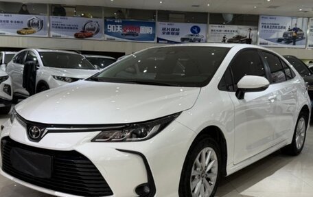 Toyota Corolla, 2022 год, 1 120 000 рублей, 4 фотография