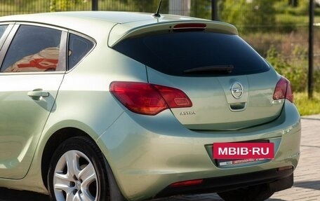 Opel Astra J, 2010 год, 690 000 рублей, 14 фотография