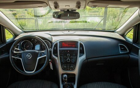 Opel Astra J, 2010 год, 690 000 рублей, 21 фотография