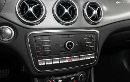Mercedes-Benz GLA, 2018 год, 2 880 000 рублей, 17 фотография