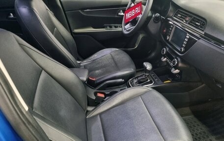 KIA Rio IV, 2018 год, 1 412 000 рублей, 9 фотография