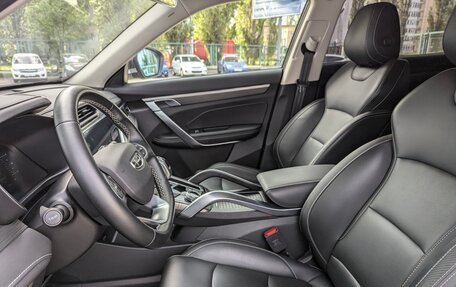 Geely Atlas, 2024 год, 2 300 000 рублей, 15 фотография