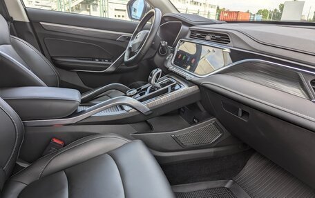 Geely Atlas, 2024 год, 2 300 000 рублей, 24 фотография
