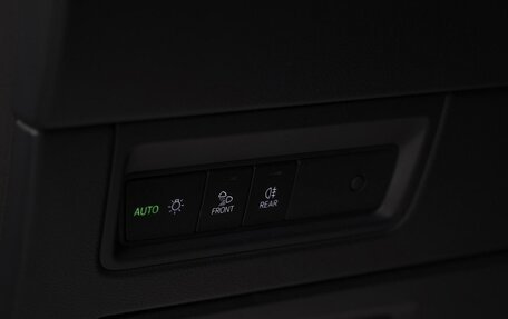 Volkswagen Touareg III, 2019 год, 4 999 000 рублей, 20 фотография