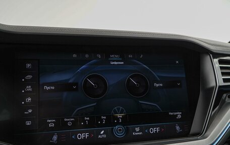 Volkswagen Touareg III, 2019 год, 4 999 000 рублей, 26 фотография