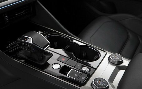 Volkswagen Touareg III, 2019 год, 4 999 000 рублей, 16 фотография