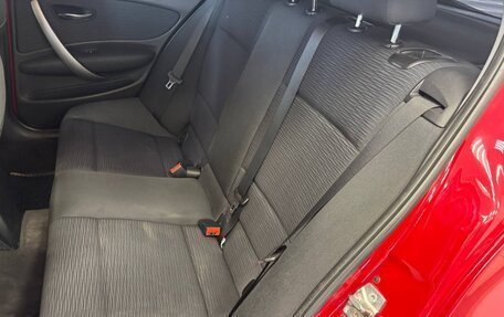 BMW 1 серия, 2010 год, 950 000 рублей, 20 фотография