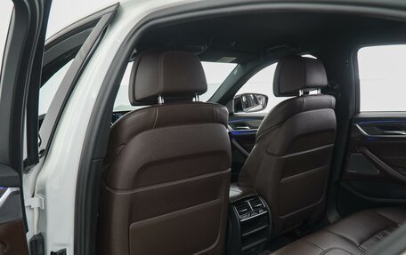 BMW 5 серия, 2017 год, 3 498 000 рублей, 11 фотография