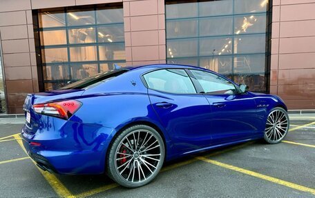Maserati Ghibli, 2022 год, 4 390 000 рублей, 5 фотография