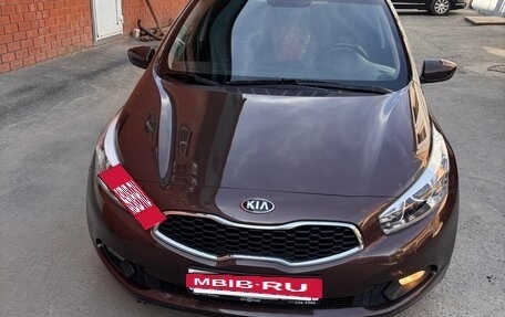 KIA cee'd III, 2014 год, 850 000 рублей, 2 фотография