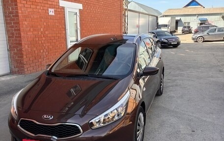 KIA cee'd III, 2014 год, 850 000 рублей, 3 фотография