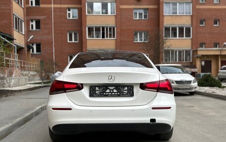 Mercedes-Benz A-Класс, 2020 год, 1 700 000 рублей, 4 фотография