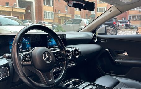 Mercedes-Benz A-Класс, 2020 год, 1 700 000 рублей, 12 фотография