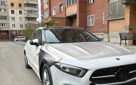 Mercedes-Benz A-Класс, 2020 год, 1 700 000 рублей, 8 фотография