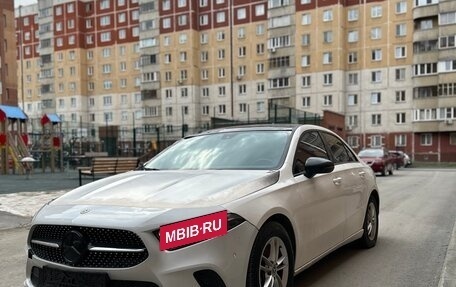 Mercedes-Benz A-Класс, 2020 год, 1 700 000 рублей, 2 фотография