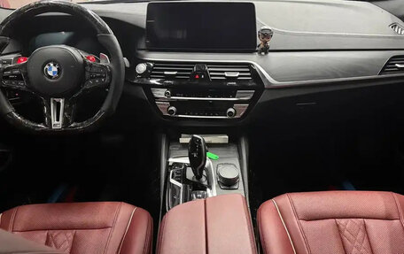 BMW 5 серия, 2022 год, 6 фотография