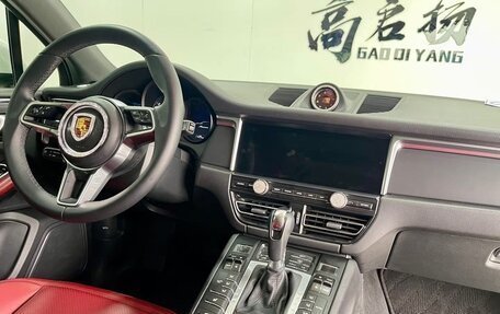 Porsche Macan I рестайлинг, 2021 год, 3 850 000 рублей, 21 фотография