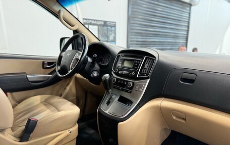 Hyundai H-1 II рестайлинг, 2018 год, 2 835 000 рублей, 14 фотография