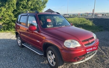 Chevrolet Niva I рестайлинг, 2010 год, 465 000 рублей, 2 фотография