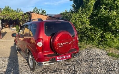 Chevrolet Niva I рестайлинг, 2010 год, 465 000 рублей, 6 фотография