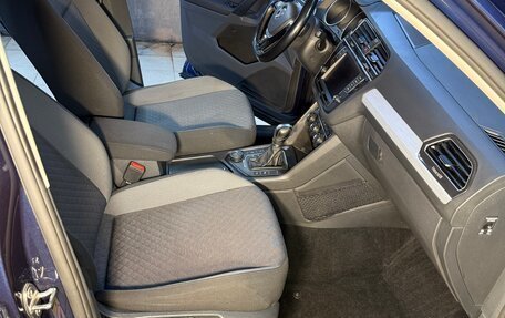 Volkswagen Tiguan II, 2017 год, 2 850 000 рублей, 5 фотография