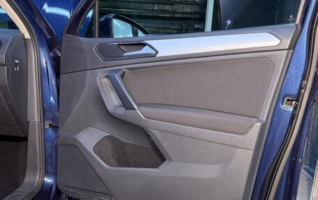 Volkswagen Tiguan II, 2017 год, 2 850 000 рублей, 6 фотография