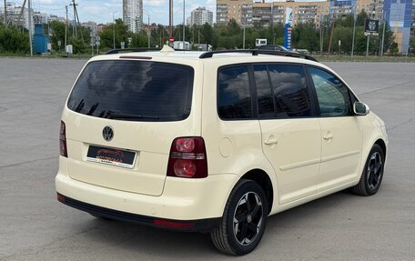 Volkswagen Touran III, 2008 год, 1 250 000 рублей, 6 фотография