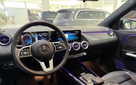 Mercedes-Benz GLA, 2022 год, 2 600 000 рублей, 11 фотография