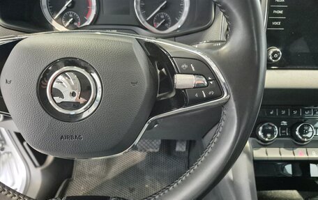 Skoda Karoq I, 2022 год, 2 250 000 рублей, 19 фотография