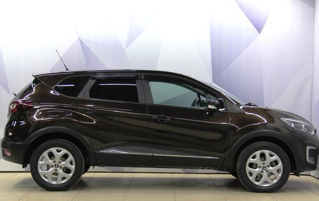 Renault Kaptur I рестайлинг, 2017 год, 1 598 000 рублей, 6 фотография