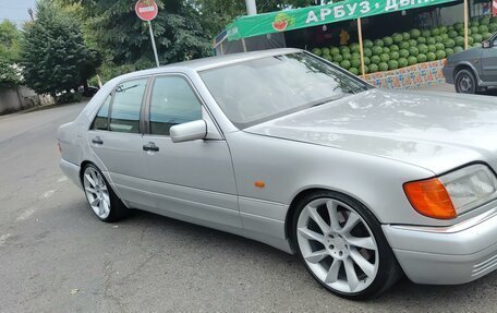 Mercedes-Benz S-Класс, 1997 год, 650 000 рублей, 3 фотография