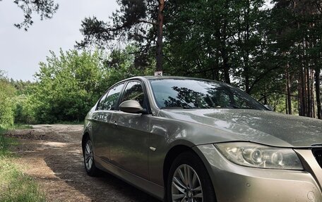 BMW 3 серия, 2007 год, 915 000 рублей, 3 фотография