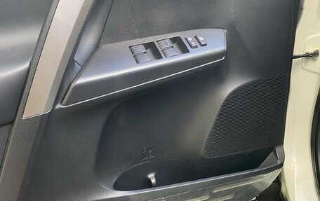 Toyota RAV4, 2016 год, 2 499 000 рублей, 5 фотография
