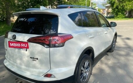 Toyota RAV4, 2016 год, 2 499 000 рублей, 4 фотография