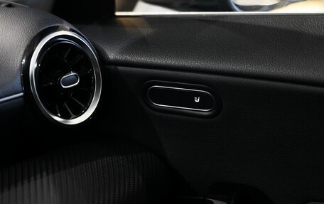 Mercedes-Benz CLA, 2020 год, 3 190 000 рублей, 24 фотография