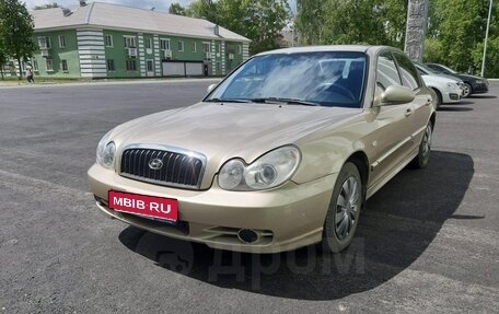 Hyundai Sonata IV рестайлинг, 2004 год, 500 000 рублей, 1 фотография